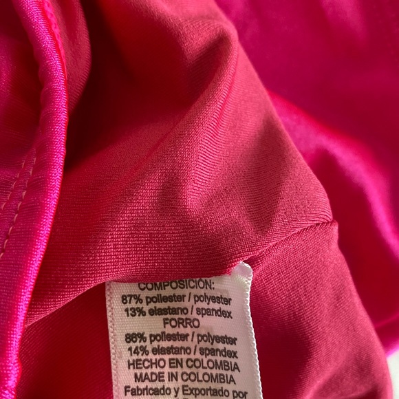 One piece Monokini Swimsuit/Bathingsuit-NEW - Picture 8 of 9